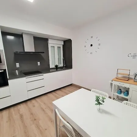 Apartment 160306 Piso En Playa De *
